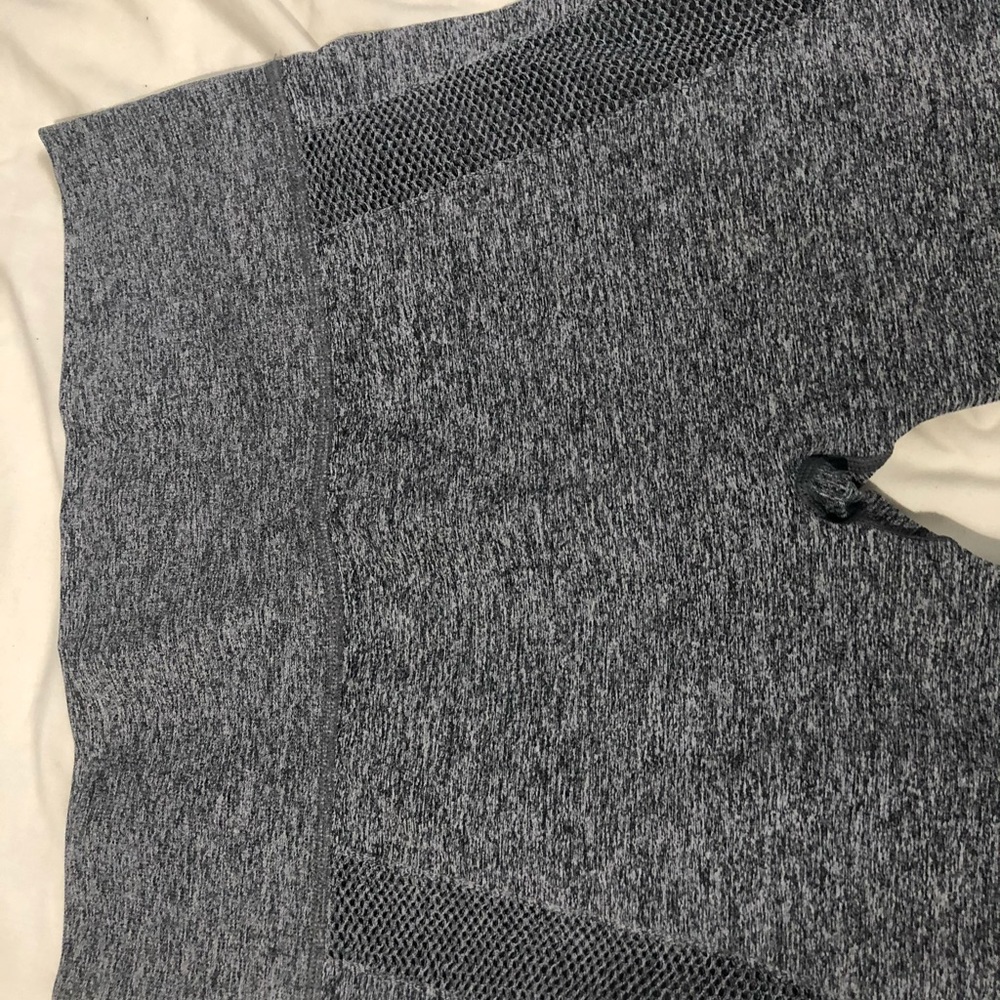 Cropped high waisted leggings